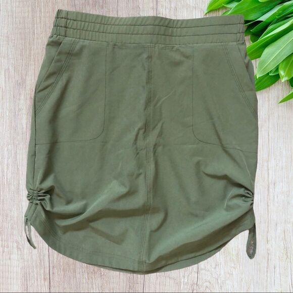 NWT Life Integrity Earth Hiking Skort, Size Small - Picture 3 of 12